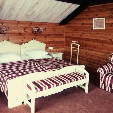 Chervona Kalina Hotel Kiev Luaran gambar