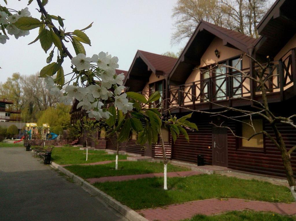 Chervona Kalina Hotel Kiev Luaran gambar