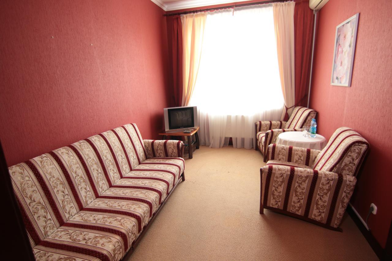 Chervona Kalina Hotel Kiev Luaran gambar