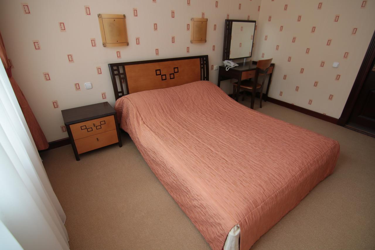 Chervona Kalina Hotel Kiev Luaran gambar