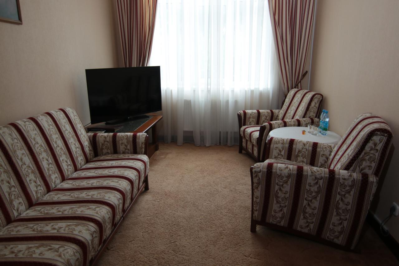 Chervona Kalina Hotel Kiev Luaran gambar