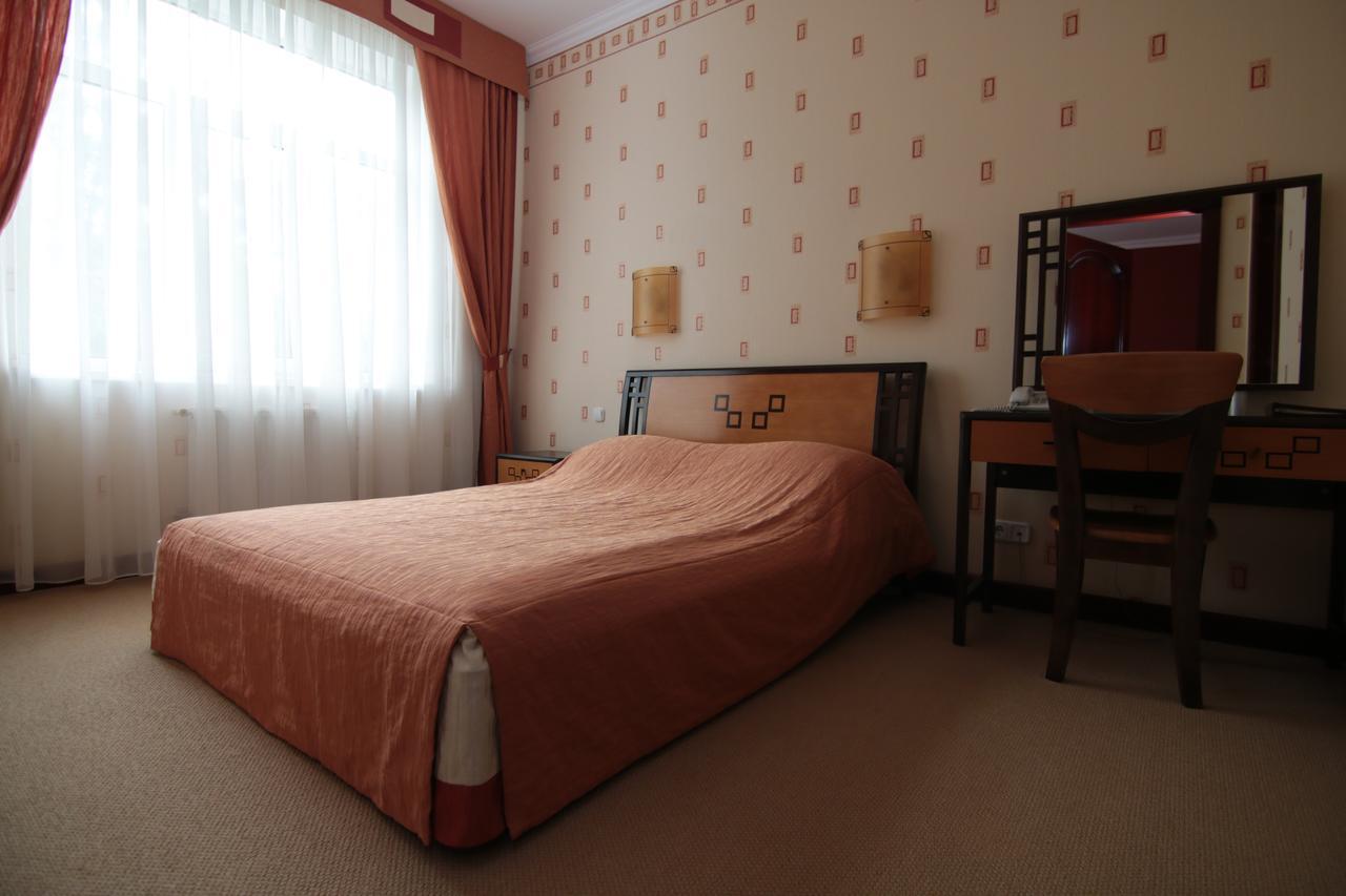 Chervona Kalina Hotel Kiev Luaran gambar